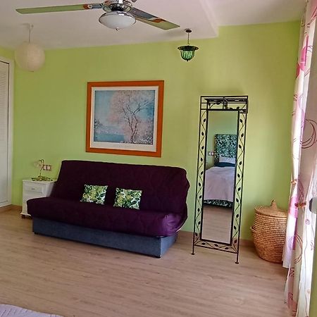 Bungalow Con Encanto, 100M2, A 800 M De La Playa El Campello Kültér fotó