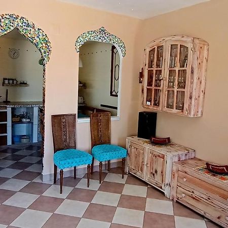 Bungalow Con Encanto, 100M2, A 800 M De La Playa El Campello Kültér fotó