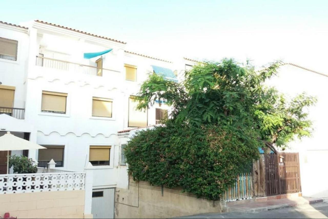Bungalow Con Encanto, 100M2, A 800 M De La Playa El Campello Kültér fotó