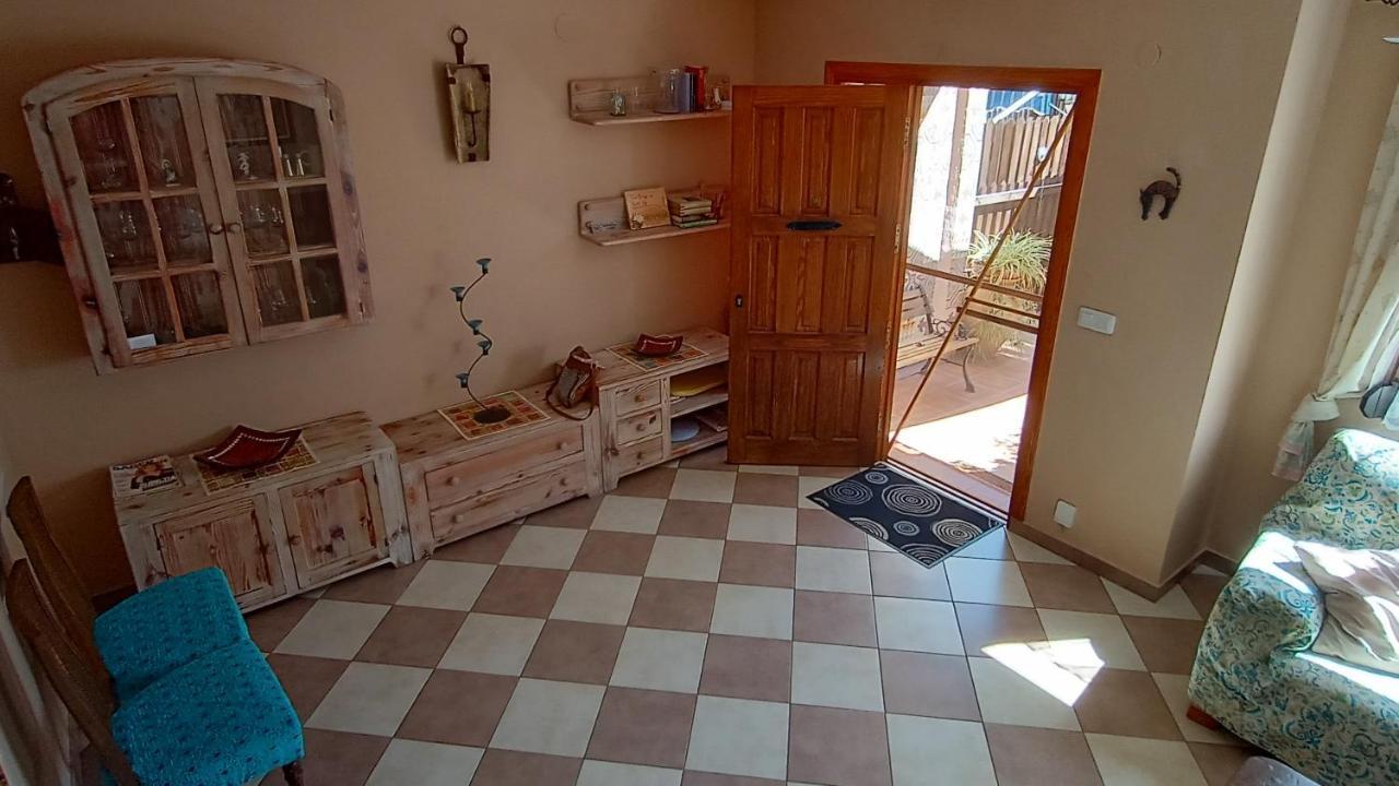Bungalow Con Encanto, 100M2, A 800 M De La Playa El Campello Kültér fotó