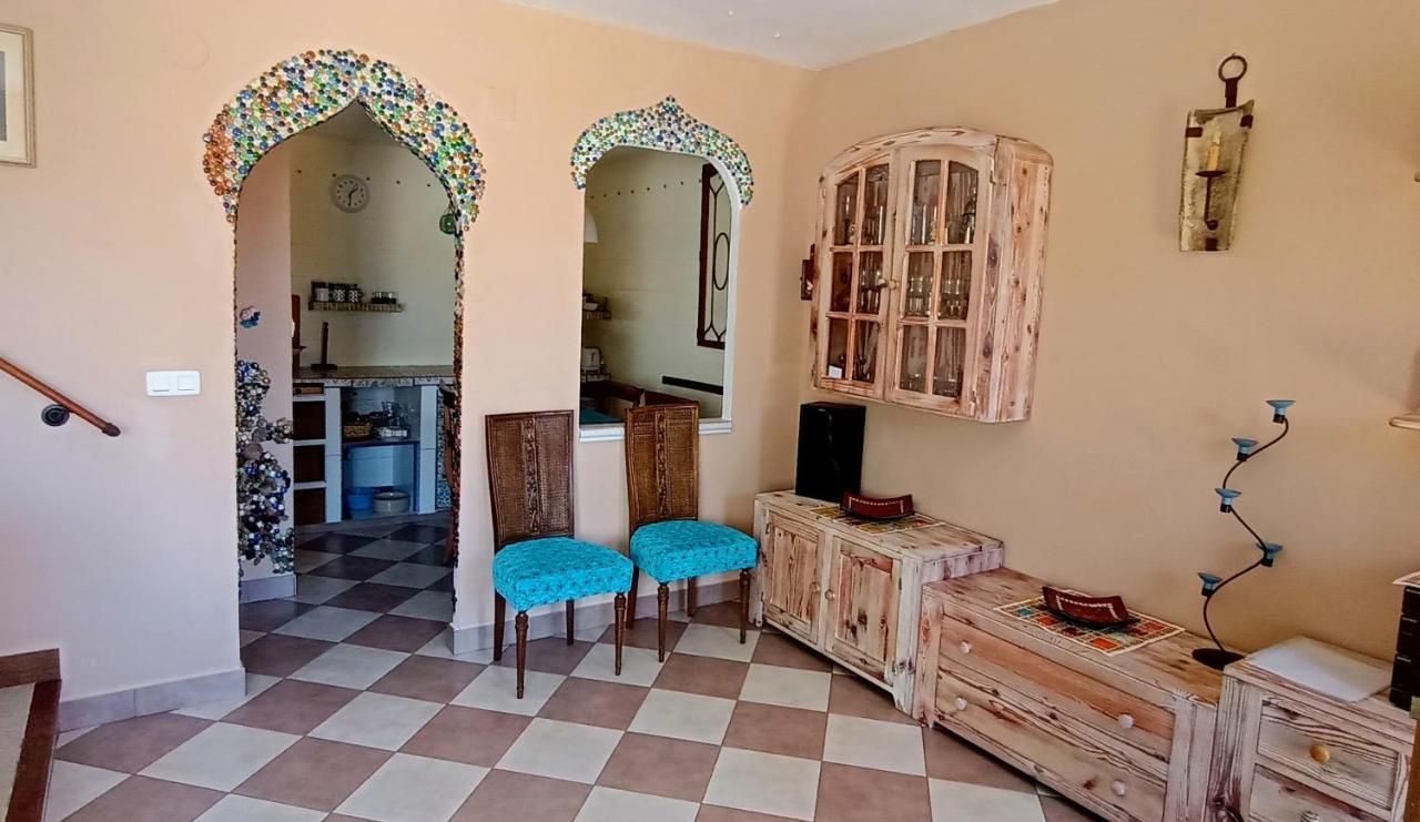Bungalow Con Encanto, 100M2, A 800 M De La Playa El Campello Kültér fotó